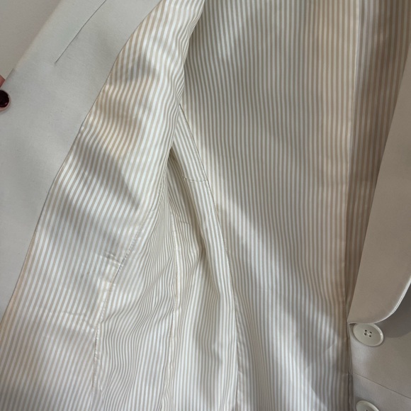 Full Women’s Suit- bone colour bootcut pant fitted blazer g2000 - Picture 3 of 8